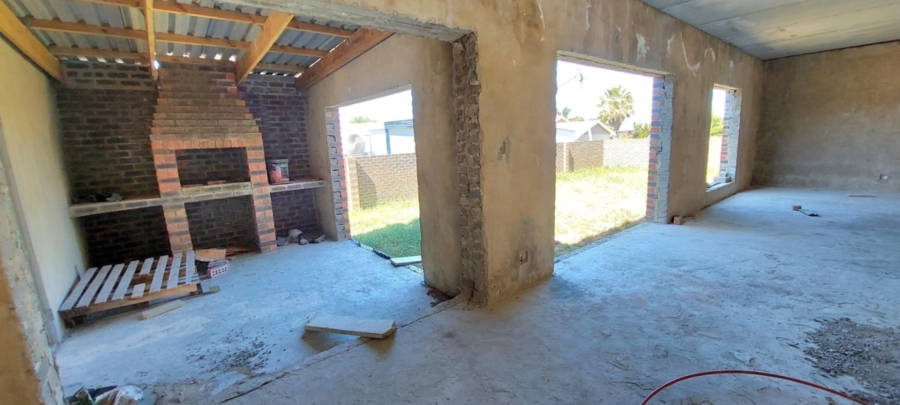 6 Bedroom Property for Sale in Sunrise On Sea Eastern Cape